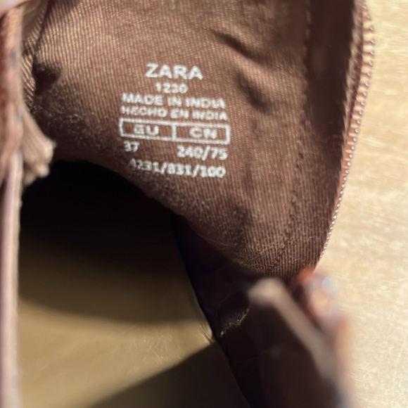 *LIKE NEW* Zara Youth Suede Leather Ankle Boots Size: EU 37 / US 5 Unisex - Picture 7 of 8